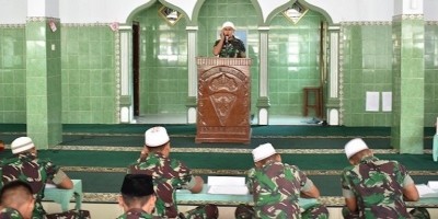 Lomba Azan Prajurit Yon Armed 12/Kostrad untuk Tumbuhkan Inner Spirit