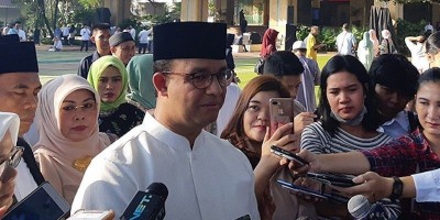 Anies Baswedan Minta Maaf pada Rakyat Jakarta, Dahulukan Sungkem ke Ibunda