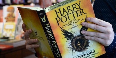 Sihirnya Dianggap Nyata, Sekolah Ini Larang Buku Harry Potter