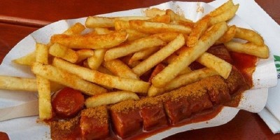 Jerman Rayakan 70 Tahun Makanan Currywurst