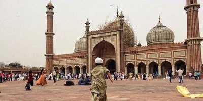Jangan Kalah dengan Mereka Yang Susah Payah Mengejar Neraka