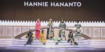 Aneka ‘Kuliner’ ala Hannie Hananto Meriahkan Panggung Fesyen ISEF 2019