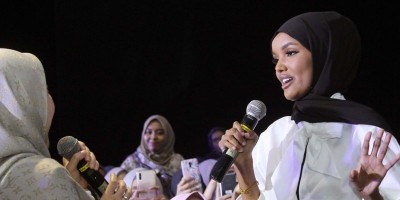 Halima Aden: Industri Halal di Indonesia Membanggakan