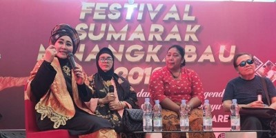 Lisda Hendrajoni Lestarikan Budaya Minang, Obati Rindu Pada Kampung Halaman