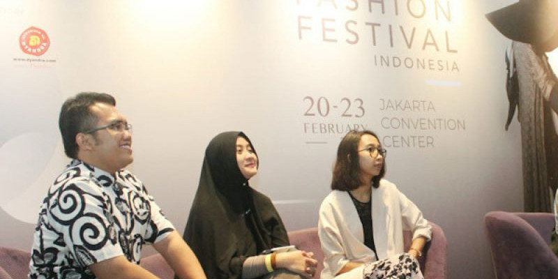 Pemimpin Divisi Kartu Pembiayaan BNI Syariah, Rima Dwi Permatasari (tengah), dalam acara konferensi pers Muffest, di Jakarta, Senin (27/01/2019)/Foto:Sarwono
