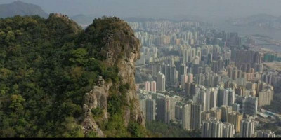 Hindari Corona, Warga Hong Kong Berbondong-bondong Mendaki Gunung  