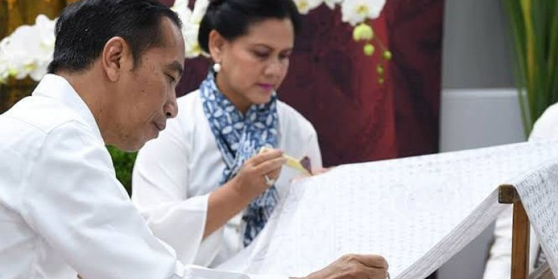 Presiden Jokowi dan Ibu Negara/Net