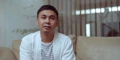 Temannya Meninggal Karena Covid-19, Raditya Dika: Virus Ini Serius, Jangan Diremehkan!