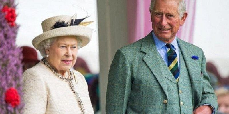 Ratu Elizabeth II dan putranya, Pangeran Charles/Net