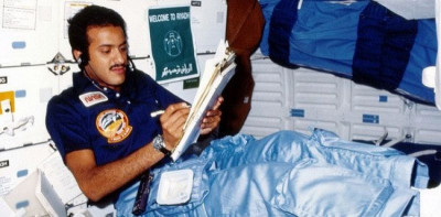 Mengenal 11 Astronot Muslim, Tetap Bisa Beribadah Meski Di Ruang Angkasa