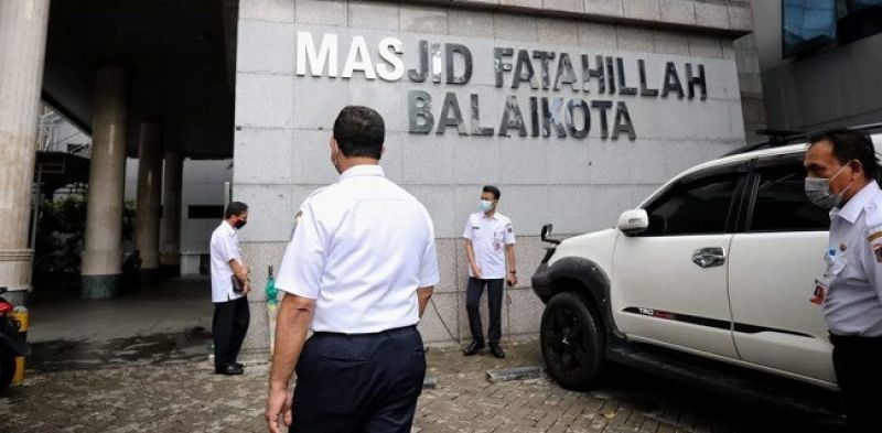 Gubernur DKI Jakarta, Anies Baswedan, saat meninjau masjid Fatahillah Balaikota beberapa waktu lalu/RMOL