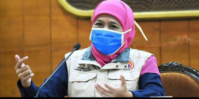 Pasien Sembuh Covid-19 Lewati Kasus Positif, Khofifah: Masyarakat Jangan Sampai Lengah  