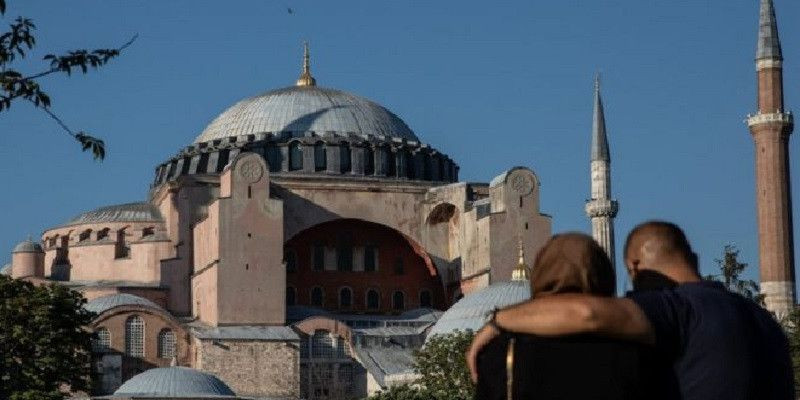 Hagia Sophia menggelar shalat Jumat untuk pertama kali sejak dialihfungsikan kembali menjadi masjid/Net