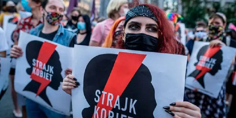 Aksi unjuk rasa menentang rencana pemerintah Polandia keluar dari konvensi Istanbul/Net