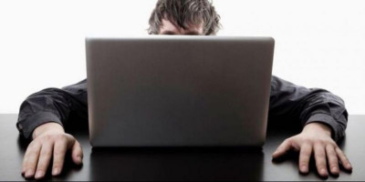 Pelajar Rentan Terpapar Konten Pornografi. Cari Tahu Sumber dan Bahayanya, Bunda!