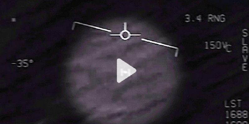 Penampakan benda asing di udara yang dirilis Pentagon beberapa bulan lalu/Net