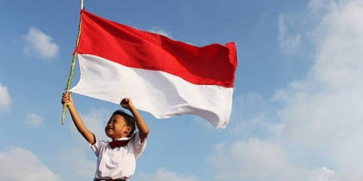 Mencari Sosok Pahlawan Sejati di Era Sensasi