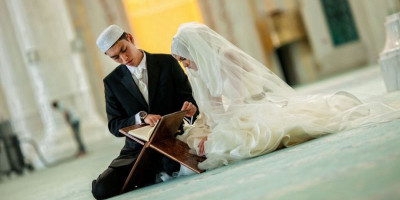 Janji Allah Nikah Bikin Kaya, Cek Faktanya!