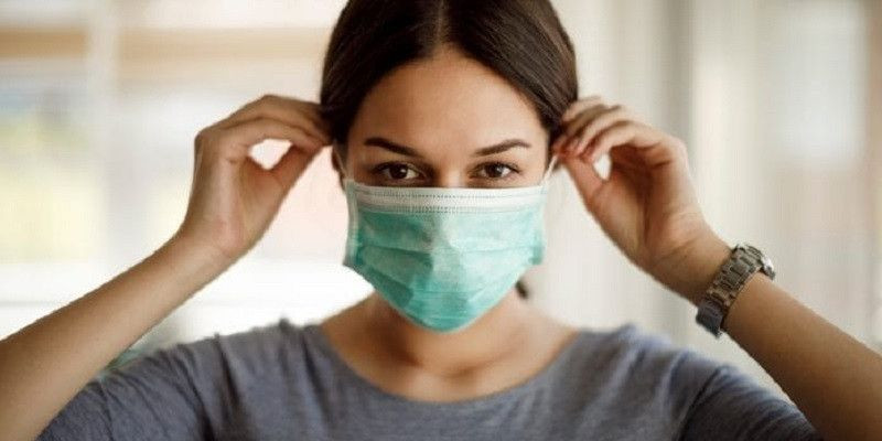 Penggunaan masker di tempat umum masih menjadi salah satu cara ampuh menekan potensi penularan virus corona atau Covid-19/Net