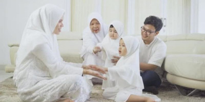 Merekayasa Rasa Syukur