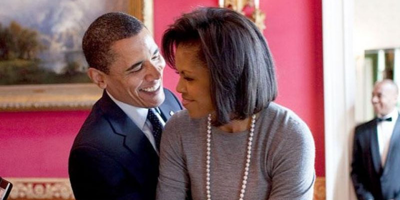 Selama ini, pasangan Obama dan Michelle menutup rapat kerikil rumah tangga mereka, membiarkan kita percaya bahwa mereka adalah pasangan sempurna. Tapi tak ada yang menyalahkan mereka/ Foto: Net