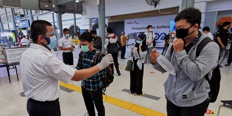 Penggunaan GeNose di stasiun kereta api/Ist