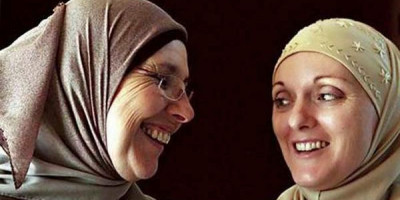 5 Tipe Ibu Mertua, Ada Apa di Balik Sikap Mereka?