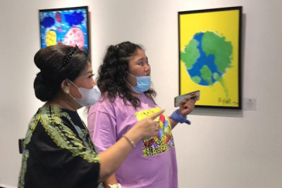 Raysha dan Sunrise Art Gallery: Sukses Selenggarakan Painting Exhibition, Penggalangan Dana untuk Individu Autistik dari Keluarga Prasejahtera