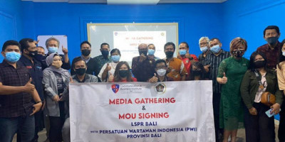 Tingkatkan Awareness Pendidikan Komunikasi dan Profesi Humas LSPR Bali Selenggarakan Media Gathering Bekerjasama dengan Persatuan Wartawan Indonesia (PWI)