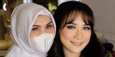 Olis Herawati,  Mantan BC Makeup, Yang Jadwalnya Diantri Sampai Tahunan