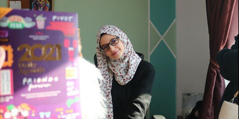 Aktivis perempuan yang tinggal di Gaza bernama Afaf Al-Najjar menceritakan soal situasi mencekam yang dia alami saat Israel melemparkan serangan ke wilayah Gaza/Instagram