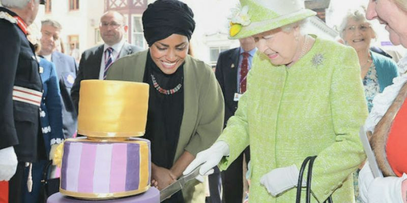 Nadiya Hussain bersama Ratu Elizabeth/Net