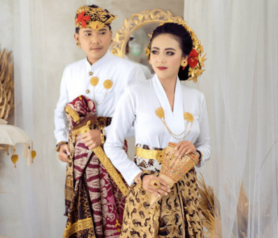 Pesona Payas Agung, Pakaian Adat Bali Yang Elegan Dan Rupawan