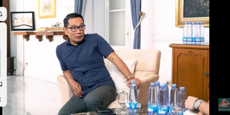 Gubernur Jawa Barat, Ridwan Kamil, saat berbincang santai dalam podcast Bang Denny Sumargo beberapa waktu lalu/ Net
