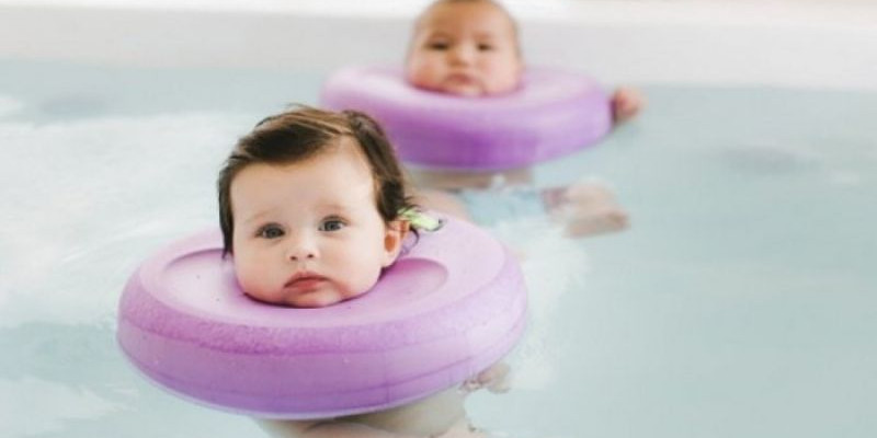 Baby spa menggabungkan terapi air, spa dan pijat pada bayi/ Net