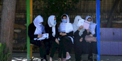 Taliban Izinkan Anak Perempuan Kembali Sekolah, Tapi Tak Jamin Keselamatan Mereka