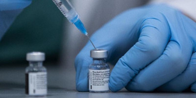 Antisipasi Penyebaran Omicron, Indonesia Terima Bantuan Hampir 1 Juta Vaksin Pfizer dari Pemerintah Italia