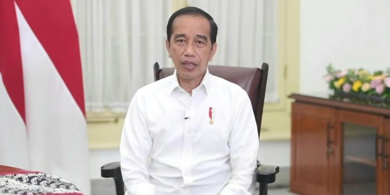 Presiden Jokowi dalam keterangan pers di Istana Kepresidenan Bogor, Selasa (18/1/2022)/ Foto: Repro