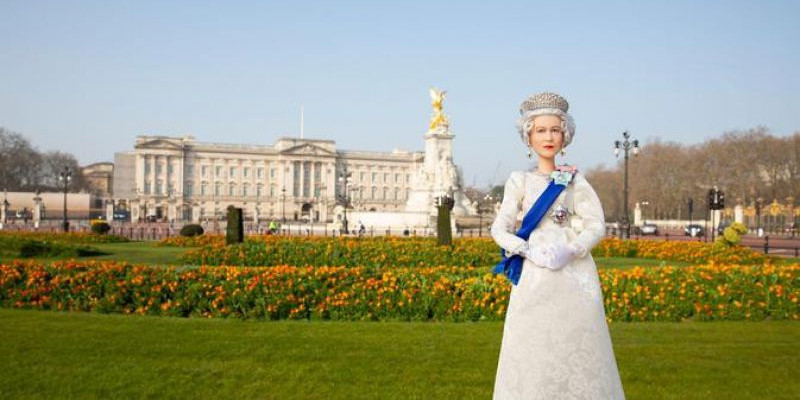 Barbie Ratu Elizabeth II/ Foto: AFP/Mattel