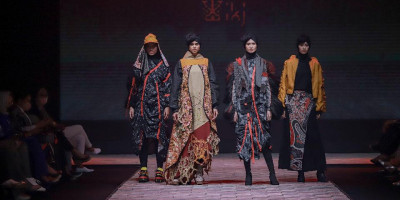 “Sculpting Culture” IKJ di MUFFEST+ 2022, Sebarkan Pesan Positif dari Lakon Wayang Lewat Fesyen Kekinian