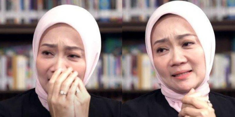 Wajah sendu Atalia Praratya Kamil saat mengenang kembali kisah detik-detik berpulangnya mendiang Eril kepada Najwa Shihab/ Net


