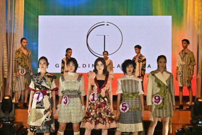 Grand Final LSPR Fashion SAGA 2022: AVRA