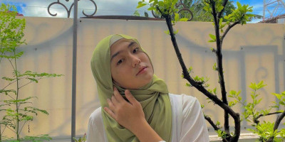 Inilah Sosok Gadis Berdarah Jepang yang Tak Menyangka Jadi Pembawa Baki Penuruan Bendera HUT RI ke-77