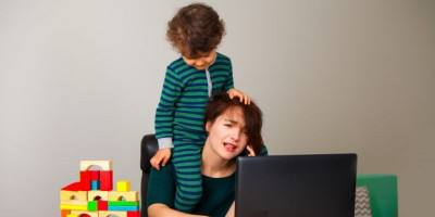 Apakah Anak Perlu Tahu Jika Orangtua Sedang Stress?