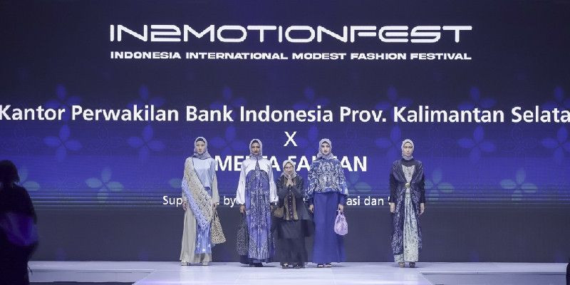Meeta Fauzan dalam opening show Indonesia International Modest Fashion Festival 2022/ Foto: Dok. IN2MOTIONFEST