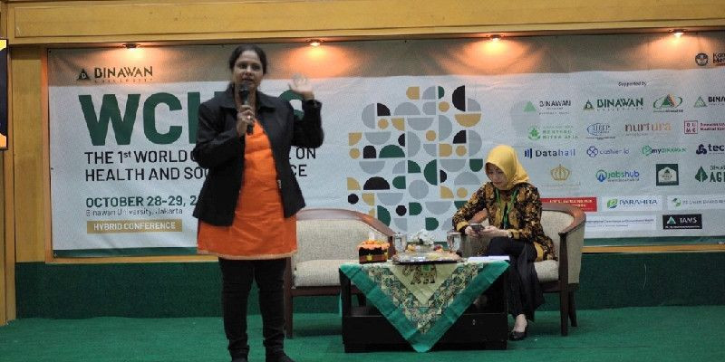 Diskusi panel dalam WCHSS/ Dok. Humas Universitas Binawan