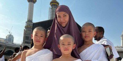 Tips Bikin Anak Semangat Menjalankan Ibadah Umrah ala Ratna Galih