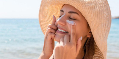 Ahli: Tidak Benar Sunscreen Sebabkan Kanker Kulit