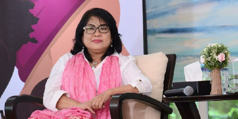 Menjadi salah satu pembicara dalam talkshow 