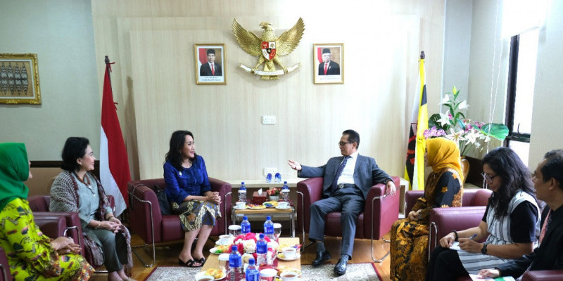 Delegasi Kowani yang diwakilkan Ketua Umum Kowani Giwo Rubianto Wiyogo, bertemu dengan Dubes RI untuk Brunei Darussalam Dr Sujatmiko/Dok Kowani